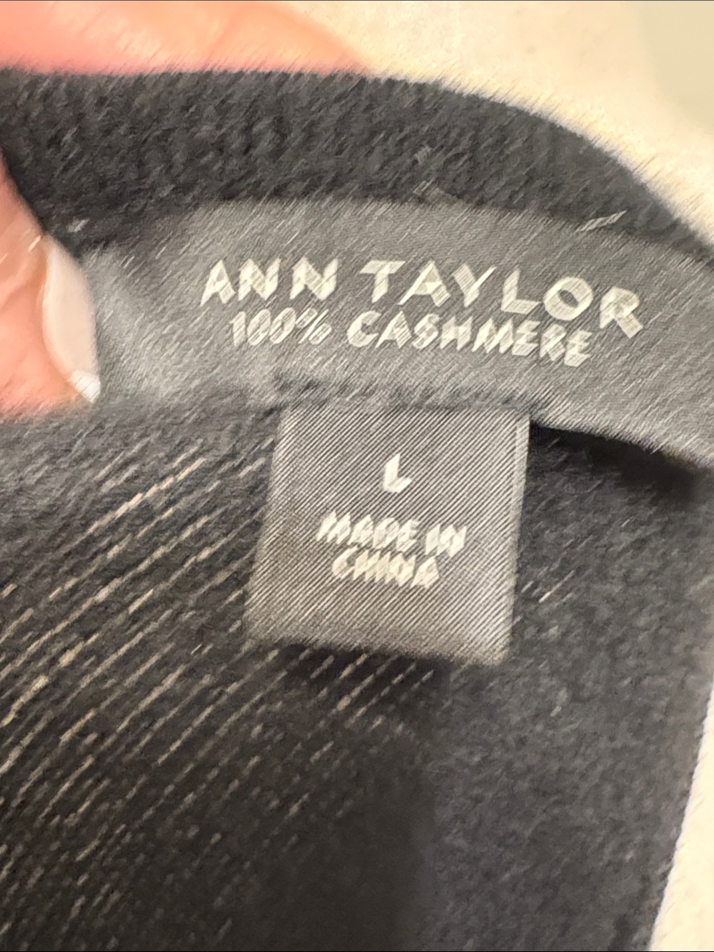 Ann Taylor 100% Cashmere Black Women’s Button-Up Sweater Cardigan - Picture 7 of 7